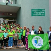Educazione ambientale, Bandiera Verde alla scuola primaria di Camporosso Mare (Foto e video)