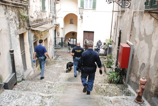 Sanremo: merce contraffatta nella Pigna, stamane controlli interforze nel centro storico