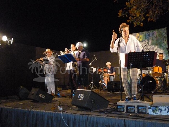 Riva Ligure: questa sera appuntamento con la musica dialettale con i 'Bruti e Boi' in piazza Matteotti