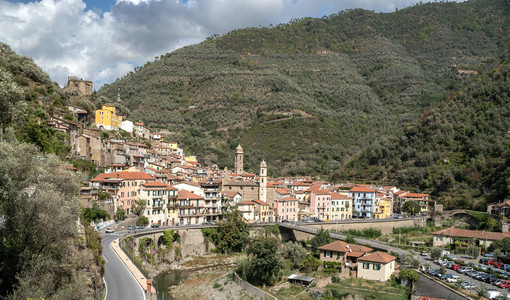 Badalucco, incidente durante i lavori in via Bianchi: interrotta erogazione del gas, intervento in corso per ripristinare il servizio