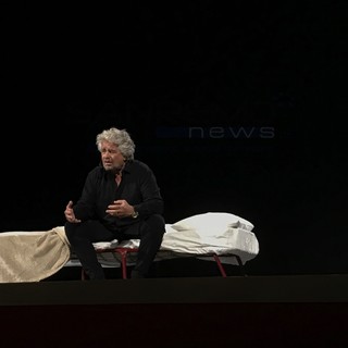 L'ultimo spettacolo di Beppe Grillo al teatro Ariston nel 2018