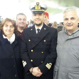 Sanremo: tanta gente in piazzale Vesco per il classico appuntamento con 'Babbo Natale dal mare' (Foto e Video)