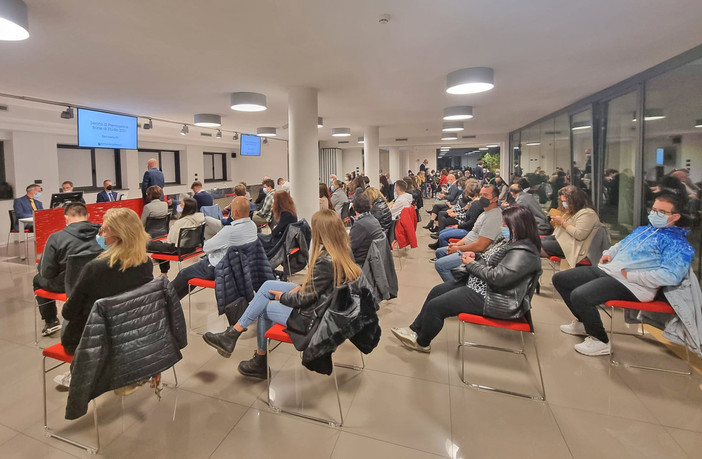 Premiati i 50 studenti vincitori delle borse di studio della Banca di Caraglio