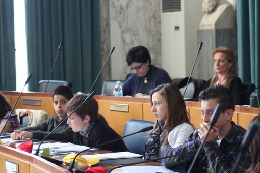 Imperia: domani mattina in Comune l'elezione del Sindaco del Consiglio Comunale dei Ragazzi