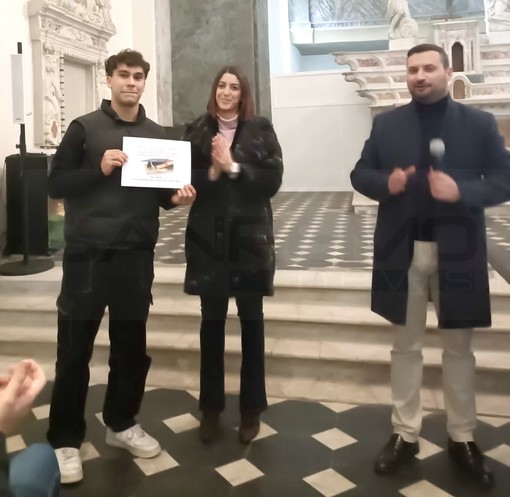 Ventimiglia: assegnate agli studenti più meritevoli del 'Fermi' le borse di studio 'Marco Camperi'