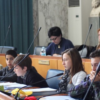 Imperia: domani mattina in Comune l'elezione del Sindaco del Consiglio Comunale dei Ragazzi