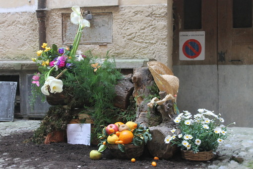 Dolceacqua: al via domani l’attesissima edizione di ‘Carugi in fiore 2023’, sul gemellaggio tra Monaco e Dolceacqua