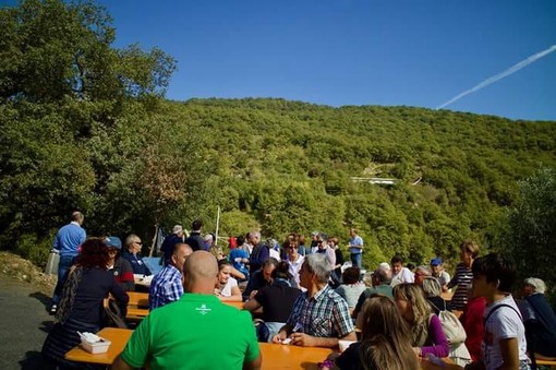 Domenica prossima a Diano Arentino la II° edizione di &quot;Camminando Mangiando&quot;