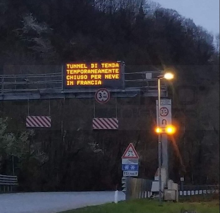 Brutte notizie per chi va in Piemonte dal Colle di Tenda: potrebbe restare chiuso ancora per molti giorni