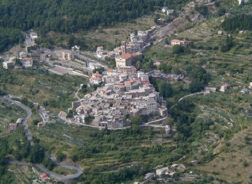 Carpasio, la storia di un paese ricco di fascino e tradizioni raccontata dallo studioso Andrea Gandolfo