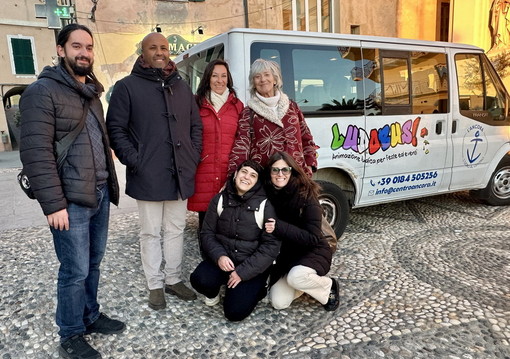 Santo Stefano al Mare: inaugurato il nuovo ‘Centro gioco’ in piazza Scovazzi, uno spazio dedicato ai ragazzi dai 6 ai 13 anni