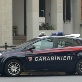 Ventimiglia: tenta di portare un connazionale irregolare in Francia nascondendolo nel bagagliaio, arrestato 41enne algerino