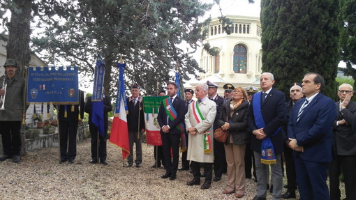 Imperia: presenti Sindaco e autorità, questa mattina al cimitero di Oneglia la commemorazione dei defunti (Foto e Video)