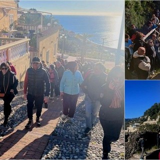 Ventimiglia, passeggiata alla scoperta della via Iulia Augusta: in tanti a &quot;Camminando tra terra e mare&quot; (Foto)