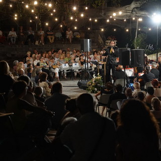 Sanremo: grande successo e 'sold out' ieri sera alla Villa Ormond per il concerto della Sinfonica (Foto)