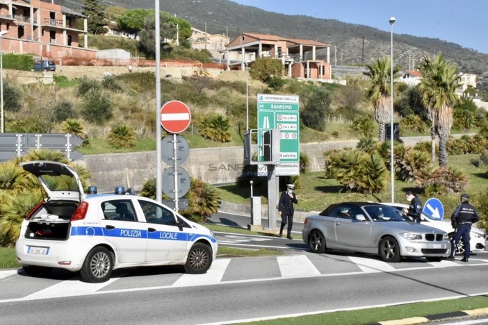 Saranno serrati i controlli anche ai caselli autostradali