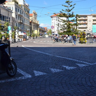 Sanremo: la prima giornata del cambio di viabilità è filata abbastanza liscia, qualche problema solo in corso Garibaldi