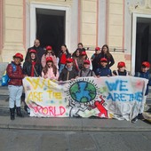 Stati Generali della Partecipazione, trasferta a Genova per il Consiglio comunale dei ragazzi di Vallecrosia (Foto)