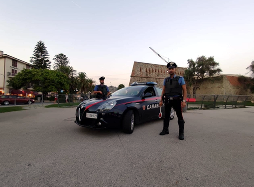 Sanremo: spacciava cocaina in centro città, tunisino arrestato dai Carabinieri