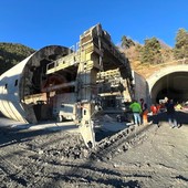 Una canzone dei 'Musicisti anonimi' finisce sui social per i quattro anni di chiusura del tunnel sul Colle di Tenda (Video)