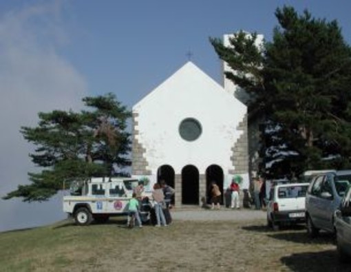 Per la festa della Madonna del Carmelo a Monte Bignone, domani riaperta la piccola chiesetta