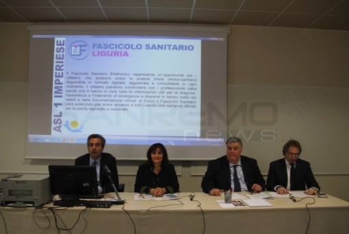 La Asl1 presenta il Fascicolo Sanitario Elettronico: “È quello che chiedono i cittadini, meno carte, meno burocrazia, semplificazione” (foto e video)