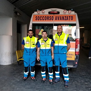 Crollo del ponte a Genova: anche la Croce Azzurra di Vallecrosia nelle operazioni di soccorso