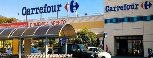 Al Carrefour Iper Taggia dall’8 al 17 novembre prodotti SottoCosto e distribuzione 'Bolloni – Sconti Fai Da Te' del 20%