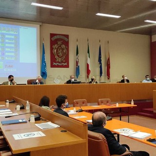 La seduta del consiglio comunale di Ventimiglia