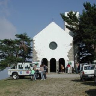 Per la festa della Madonna del Carmelo a Monte Bignone, domani riaperta la piccola chiesetta