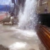 Ventimiglia: riparato il guasto provocato da una trivella, l'acqua tornerà regolarmente a sgorgare