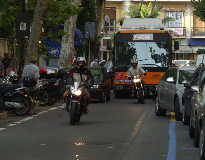 Sanremo. 75enne cade in corso Garibaldi, soccorsa dalla CRI