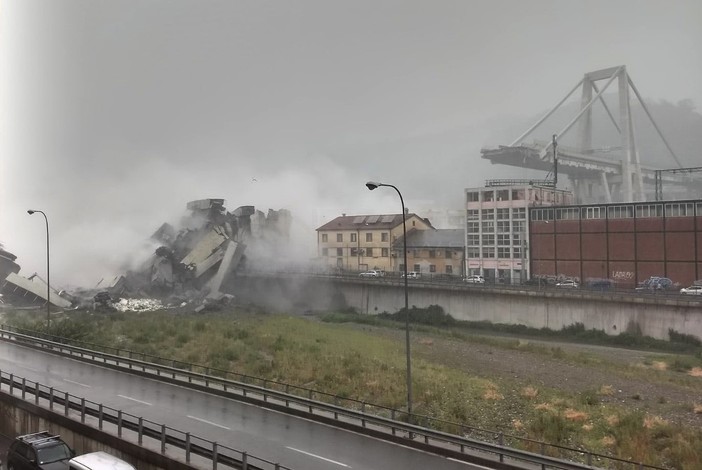 Genova: ore 11.50 di martedì scorso, ecco le prime telefonate al 112 dopo il crollo del ponte sul Polcevera (Audio)