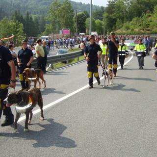 Grande successo domenica scorsa per i 'Cinofili da Soccorso' al 64° Raduno Alpino' a Nava