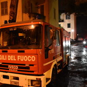 Sanremo: 60enne cade e finisce tra i roveti in via Galilei, estratto dai Vigili del Fuoco