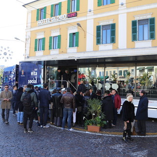 La Polizia di Stato alla settimana  del Festival della Canzone Italiana di Sanremo con la 5a edizione di “Una vita da social”