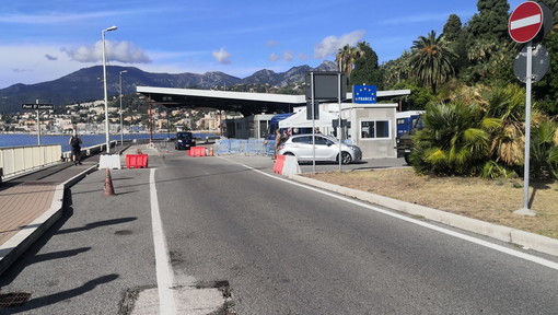 Ventimiglia: nessun controllo al confine secondo l'ordinanza, il vice Ministro Soleri &quot;Controlleremo perchè devono essere fatti&quot;