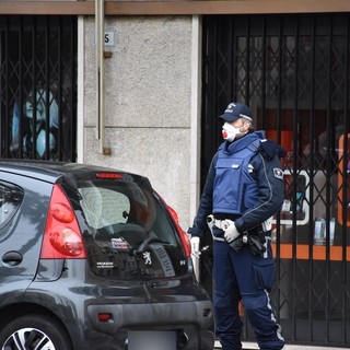 Sanremo: proseguono i controlli della Polizia Locale, dall'inizio 21 persone ed un locale denunciati