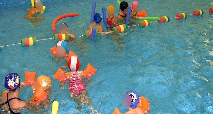 Bordighera: con Aquamica e Società Nazionale di Salvamento un corso per istruttori di nuoto alla piscina comunale