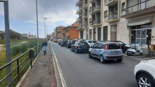 Imperia: venerdì e sabato si passione per il traffico nel capoluogo, la dura protesta dei tassisti di Cna