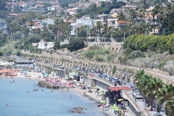 Sanremo: ecco quanto incassa il Comune dalle spiagge libere attrezzate della città