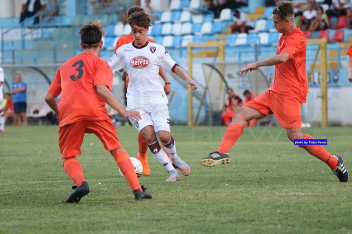 Calcio giovanile: primi verdetti ieri sera per la seconda giornata del torneo internazionale della Carlin's Boys