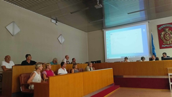 Carenza di medici e punto nascita a Sanremo al centro della conferenza dei sindaci del distretto sociosanitario ventimigliese (Foto e video)