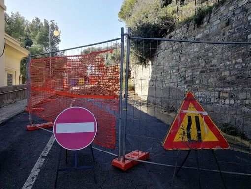 Imperia: ordinanza del Comune per regolamentare traffico e sosta in viale Vittorio Veneto