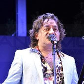Sanremo: nella serata Ferragostana a suon di 'Volare' Peppe Voltarelli e la Sinfonica all'Alfano (Foto e Video)