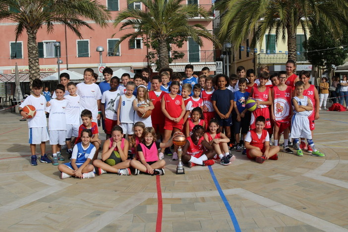 Arma di Taggia: con il 'Centro Pastore' nel weekend torna la Festa del Basket in Piazza Tiziano Chierotti