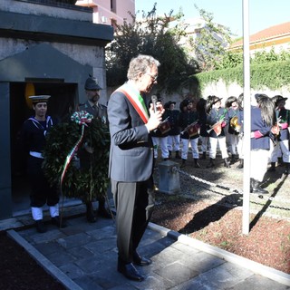 Sanremo: per il compleanno del sindaco Alberto Biancheri l'happy birthday della Fanfara di Asti (foto e video)