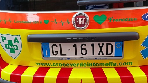 Vallecrosia: brutta caduta per un 66enne in via San Vincenzo, trasportato in ospedale a Sanremo