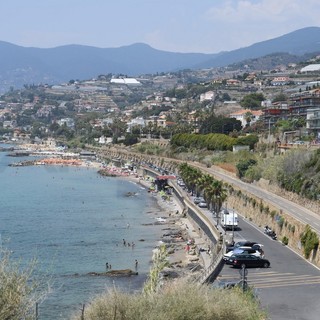 Caldo intenso anche oggi sulla nostra provincia: massima a Borgomaro con 36 gradi ma è stata una notte 'boccheggiante'