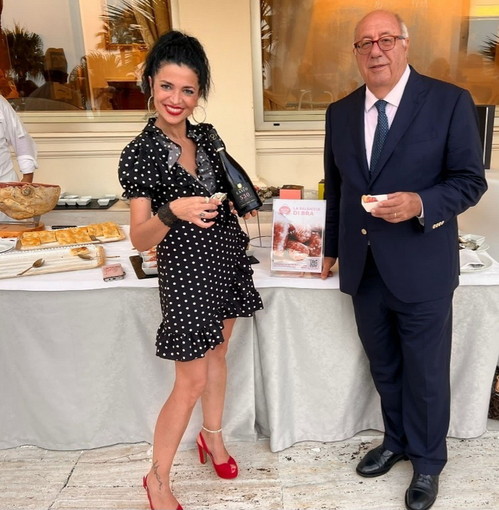 Sanremo: la salsiccia di Bra ‘incoronata’ al 'Royal Summer Cocktail Party' del Royal Hotel
